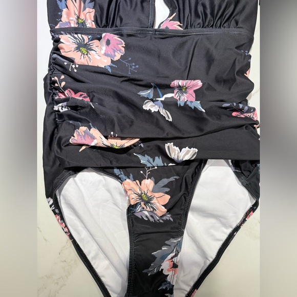 🥳🥳2 FOR 1 Charmo Ruffle UPF Maternity Suit Cutout Ruched & Black Flowered, L - Picture 16 of 16
